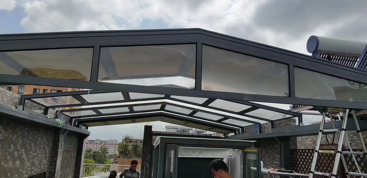 Mobile top