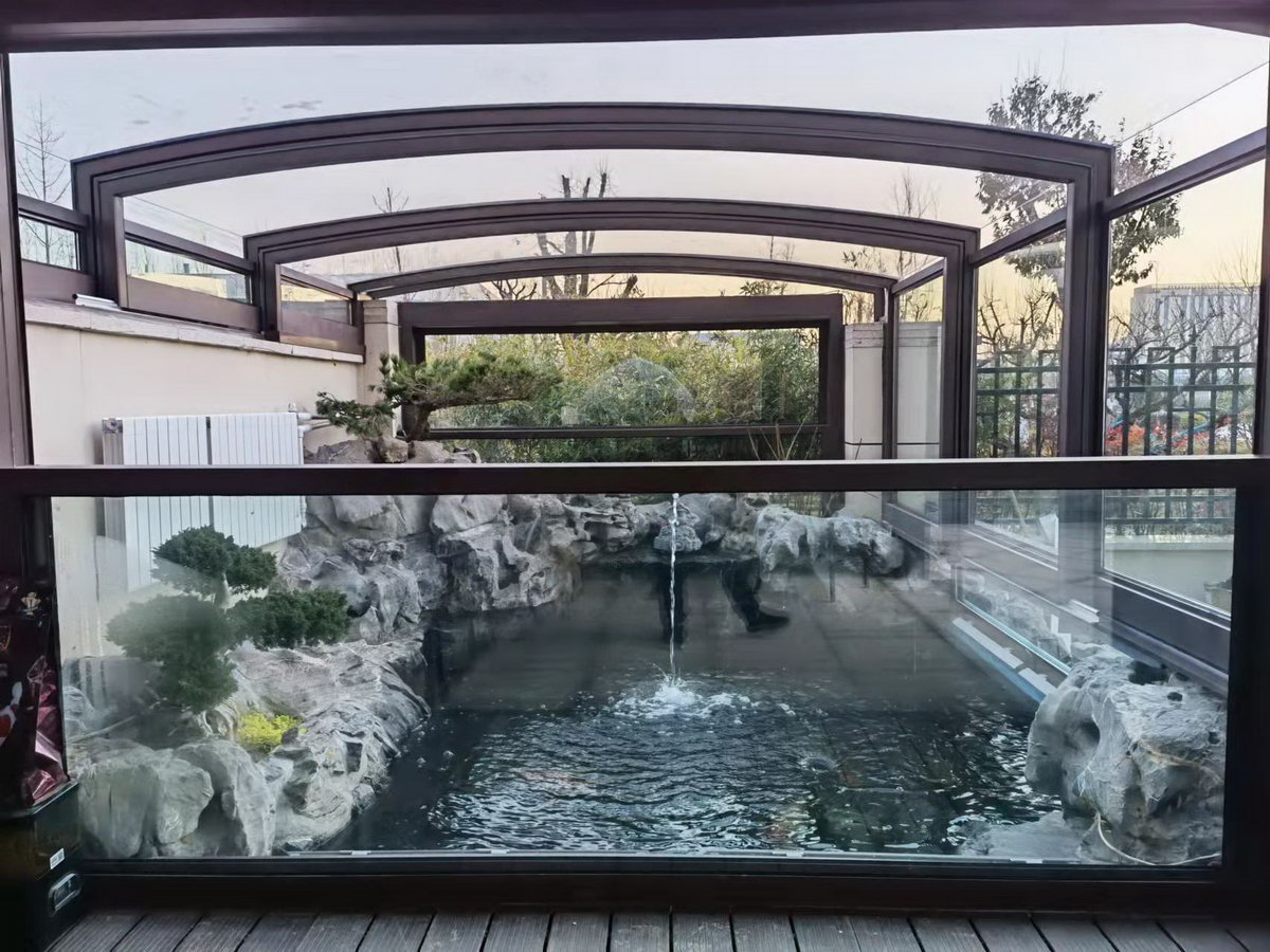 Mobile pool shed